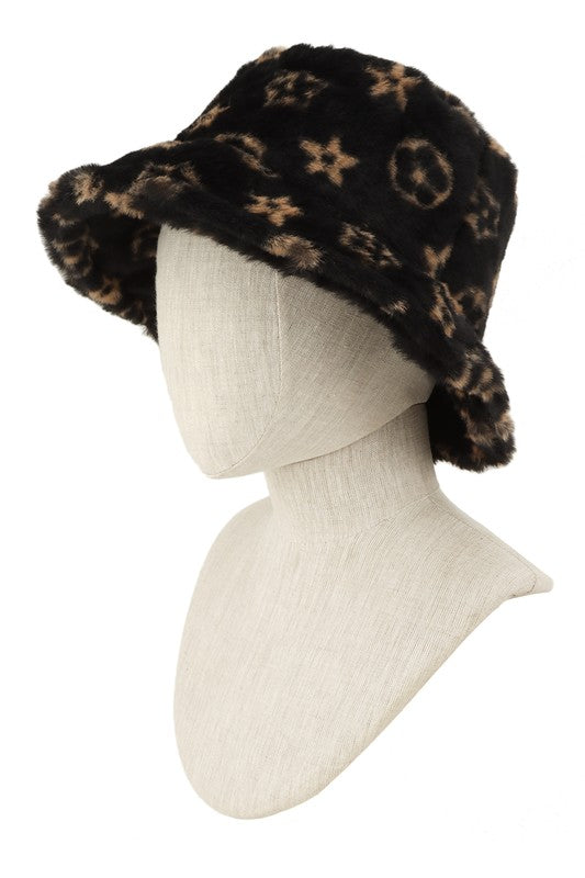 Geometric Pattern Fur Bucket Hat (more colors)